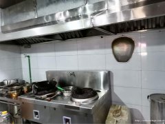 已转* * * *  *西区邦泰天誉火锅店转让