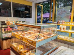 下江北紫金广场面包店转让，接手可营业