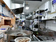 老城区女学街餐饮店转让，接手可营业