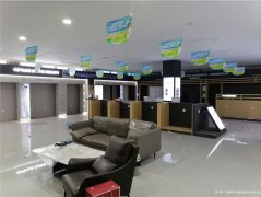 西区鲁能公馆装修好的空门面出租，适合各行各业