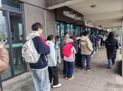 下江北西华大学里面旺铺转让，可以做包子店