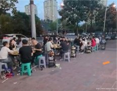 编号71，南溪区弼臣路火锅店转让，接手可营业