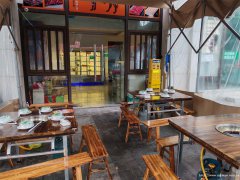 编号120，叙州区鹭湖宫学校门口餐饮店转让