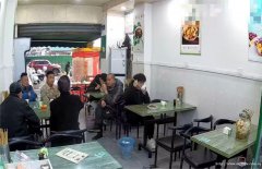 编号139，柏溪阳光花园十字路口面馆转让