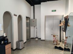 编号150，西区宜宾天地服装店急转