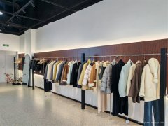 编号150，西区宜宾天地服装店急转