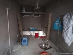 编号151，上江北中央公园农贸市场空门面出租