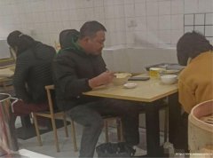 编号181，叙州区二二四菜市米线店转让，