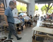 已转* * * * * * * *南岸东区长江大道早餐中餐店