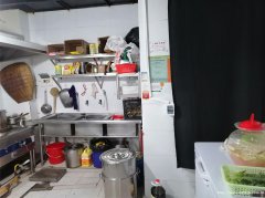 已转* * * * * * *  * **西区宜都天成小区门