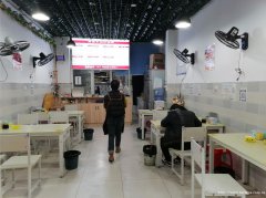 已转* * * * * * *  * **西区宜都天成小区门