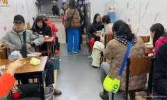 已转* * * ** * * * *上江北华彩城面馆转让