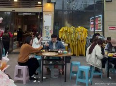 编号230，下江北白沙鹭岛万象汇对面火锅店