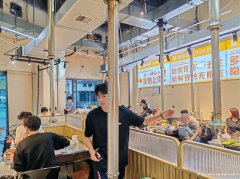 编号236，下江北万象汇旁边烤肉店转让