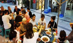 编号243，上江北中央公园餐饮店3万2急转