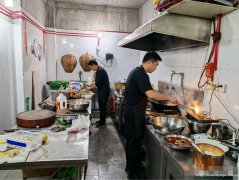 编号245，下江北邦泰樾府早餐中餐店转让