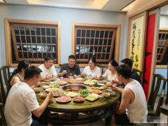 编号293，西区原著荟火锅店9万8急转