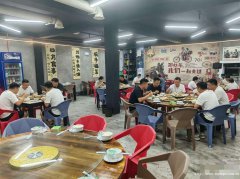 编号303，南岸东区亮点启辰餐饮店急转，，，，，