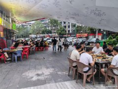 编号303，南岸东区亮点启辰餐饮店急转，，，，，