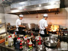 编号303，南岸东区亮点启辰餐饮店急转，，，，，