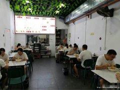 上江北吾悦广场面馆转让，接手可营业