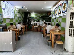 编号311，老城区世茂云锦小区门口面馆转让