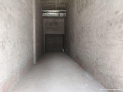编号332，上江北远达时光里小区门口空门面出租