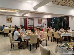 编号337，西区鑫悦湾十字路口餐饮店转让