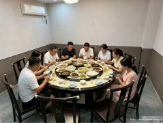 已转* * * * * *下江北卓越城中餐店转让