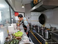 编号307，西区市民中心面馆转让