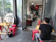 编号307，西区市民中心面馆转让